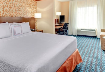 Room, 1 King Bed, Hearing Accessible