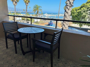 Room, 2 Queen Beds, Balcony, Ocean View