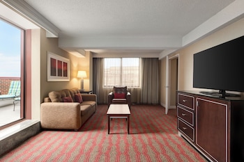 Room (Parlor)
