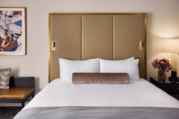 Deluxe Room, Multiple Beds