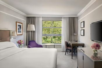 Room, 1 King Bed, Garden View