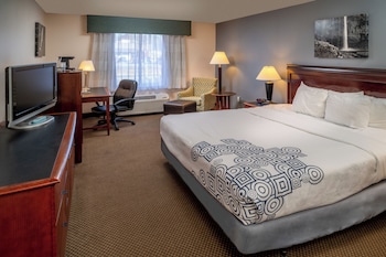 Standard Room, 1 King Bed, Non Smoking