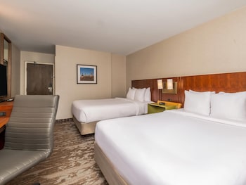 Room, 2 Queen beds Non-Smoking (2nd floor)