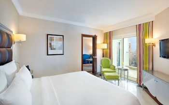 Suite, 1 King Bed, City View
