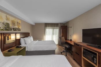 Room, 2 Queen Beds, Non Smoking (Upgrade, Pet Friendly)