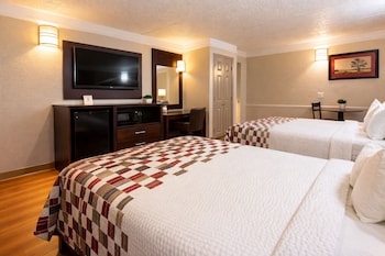 Suite, 2 Queen Beds, Non Smoking, Kitchen