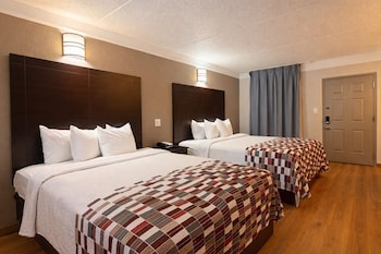 Suite, 2 Queen Beds, Non Smoking, Kitchen