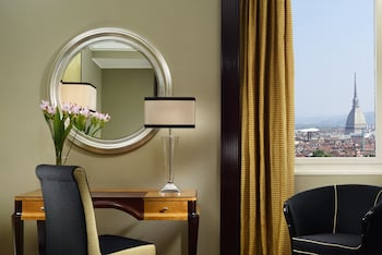 Deluxe Double Room, City View