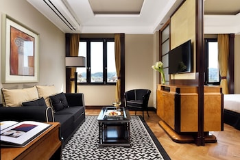 Junior Twin Room