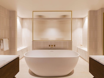 Suite, 1 Bedroom (Elysium Floor)