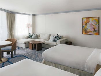 Superior Twin Room (Riverside)