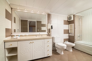 Executive Suite, Garden View