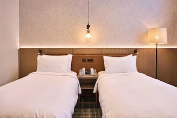 Superior Twin Room (Newly refurbished)
