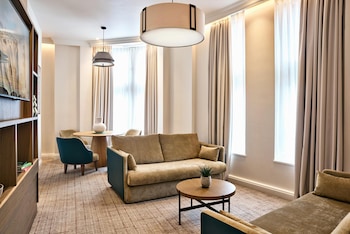 Junior Suite (Newly refurbished)