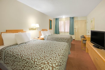 Standard Room, 2 Queen Beds, Accessible