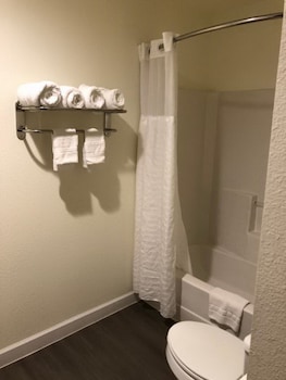 Standard Room, 2 Queen Beds, Accessible