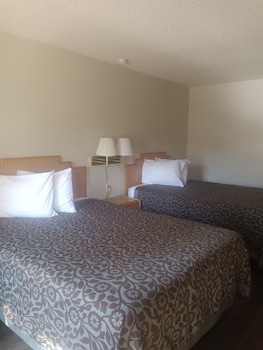 Standard Room, 2 Queen Beds, Accessible