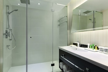 Executive Twin Room (With Lounge Access)