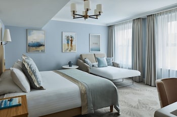 Superior Family Room