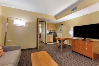 Suite, 1 King Bed, Non Smoking, Balcony (with Sofabed)