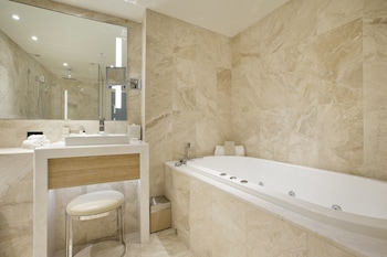 Ocean Terrace Suite