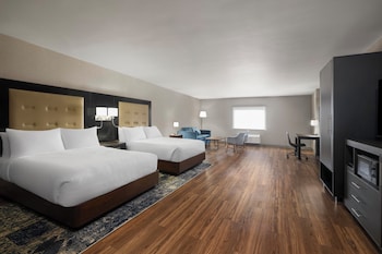 Suite, Multiple Beds