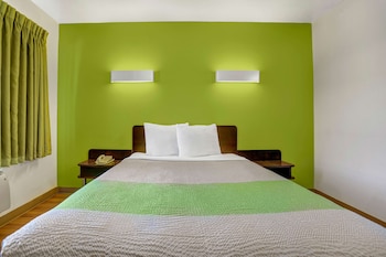 Standard Room, 1 Queen Bed, Non Smoking