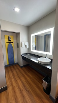 Room, 1 Queen Bed, Non Smoking