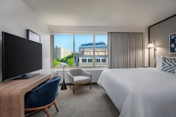 Superior Room, 1 King Bed, Accessible