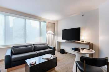 Suite, 1 Bedroom (Wild Rose Suite  King)