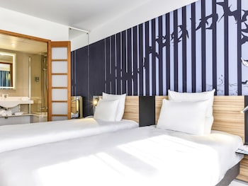 Standard Room, 2 Twin Beds