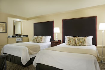 Room, 2 Queen Beds, Non Smoking