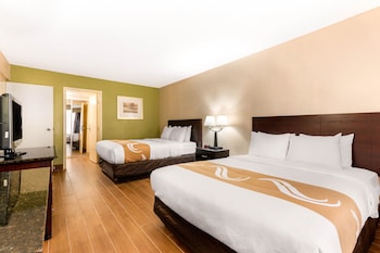 Standard Room, 2 Queen Beds, Smoking