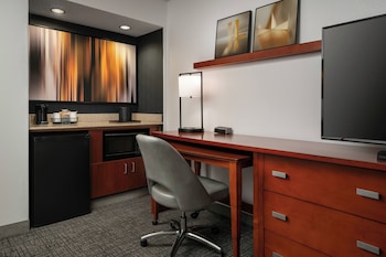 Suite, 1 Bedroom, Hearing Accessible, Kitchenette