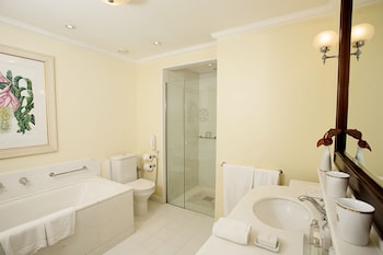 Suite, 1 Bedroom, Pool View