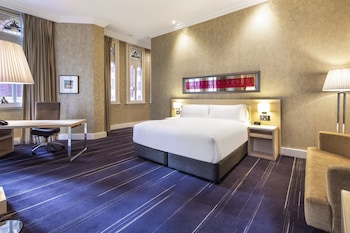 Junior Suite, 1 King Bed (Collins Street View)