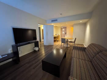 Junior Suite, 1 Double Bed, Kitchenette (Ocean Side)