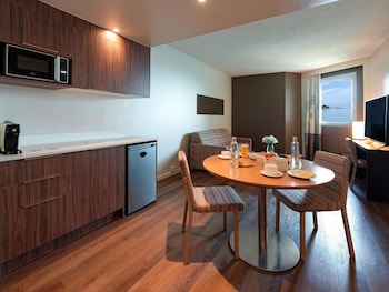 Junior Suite, 1 Double Bed, Kitchenette (Ocean Side)
