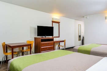 Deluxe Room, 2 Queen Beds, Non Smoking, Kitchenette