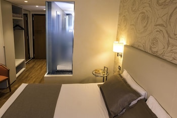 Comfort Room, 1 Queen Bed