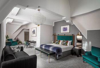 Suite, 1 King Bed