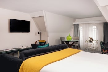 Suite, 1 King Bed