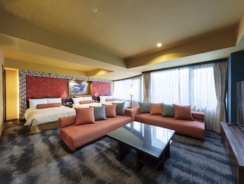Dynasty Suite Non-smoking