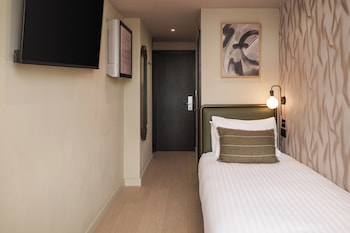 Single Room *Newly Refurbished