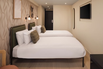 Superior Twin Room, 2 Twin Beds Newly Refurbished