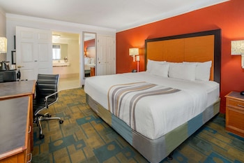 Room, 1 King Bed, Non Smoking (Mobility/Hearing Impaired Accessible)