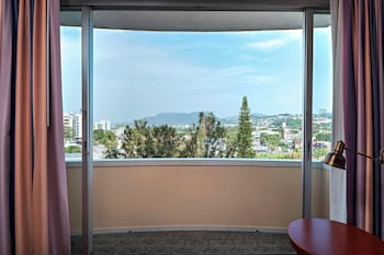 Deluxe Room, 2 Queen Beds, Balcony