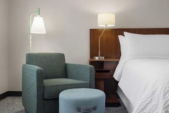 Standard Room, 1 King Bed