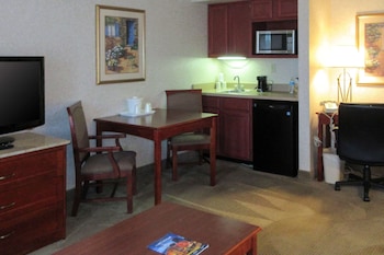 Suite, 1 King Bed, Non Smoking