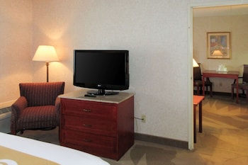 Suite, 1 King Bed, Non Smoking